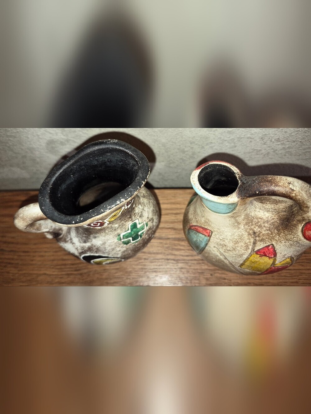 Pair of Vintage Hand Painted Native American Wedding Vase & Pitcher - Picture 3 of 6